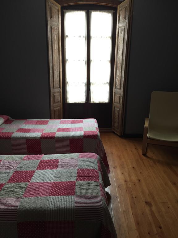 Pension Las Barqueras Hotel Лянес Екстериор снимка